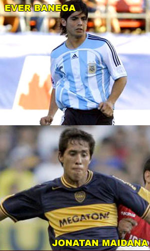 Hot and inviting Argentinean footballers wanking for you on their webcams!
