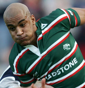 Horny arsed Tom Varndell with a tight pair of shorts being peeled free from his heavenly toned buttocks!